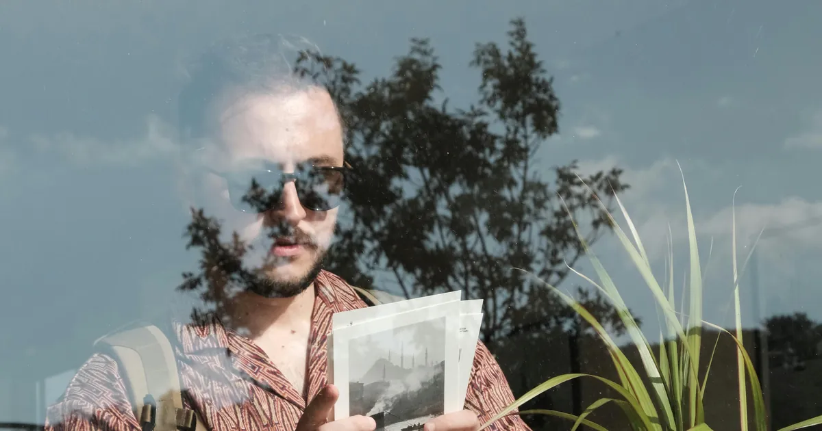 Narcisismo: No Va De Presumir, Va De Sostenerse Por Dentro